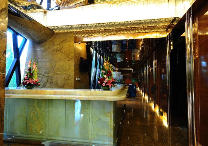 Sanya Beauty Crown Hotel
