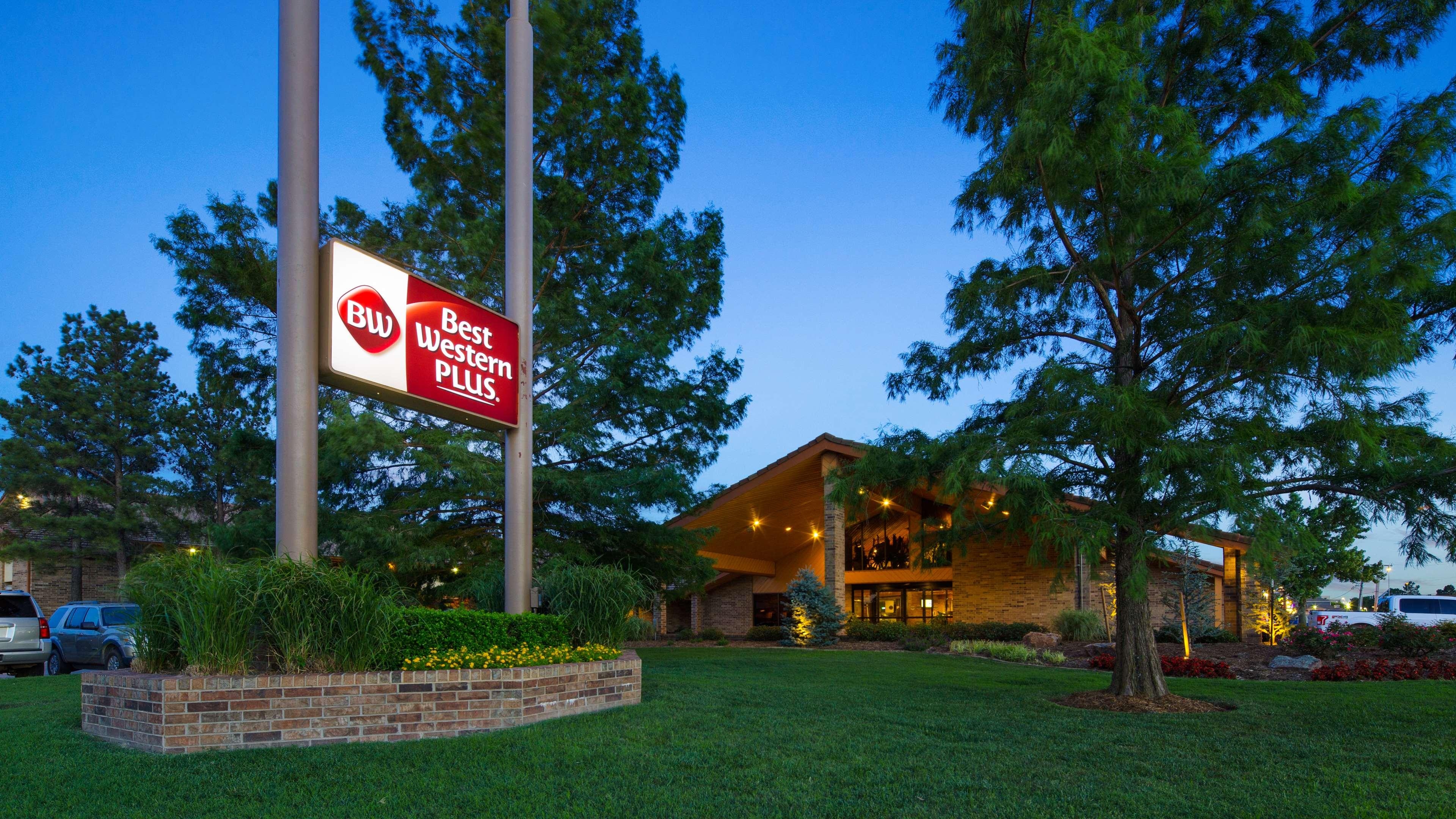 Best Western Plus Saddleback Inn & Conference Cent