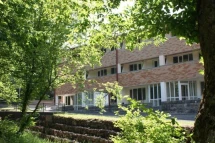 Tsaghkahovit Hotel