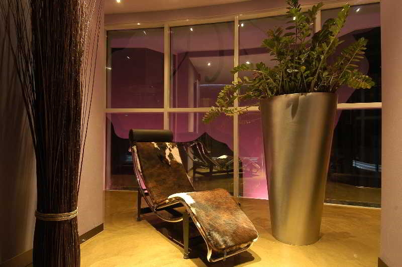 Les Fleurs Boutique Hotel