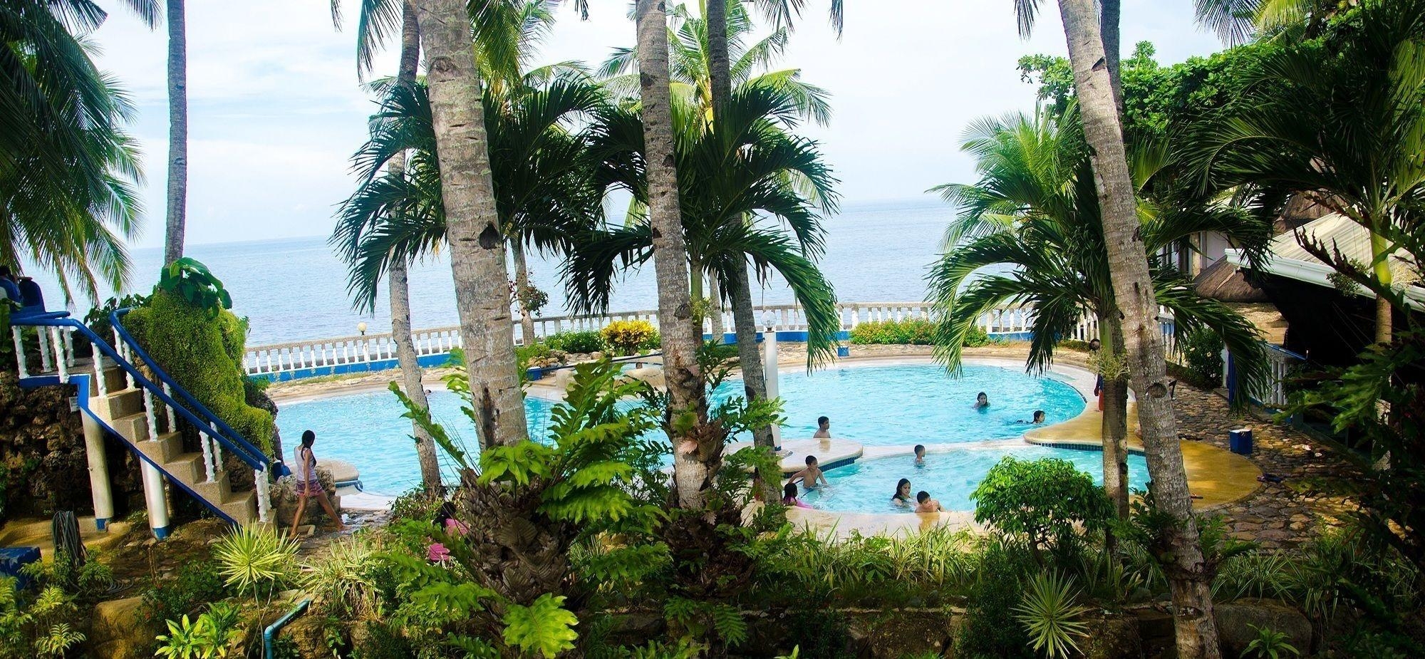 Estaca Bay Gardens Conference Resort