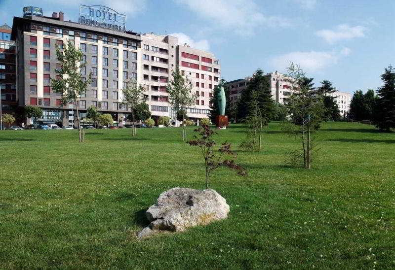 Occidental Pamplona