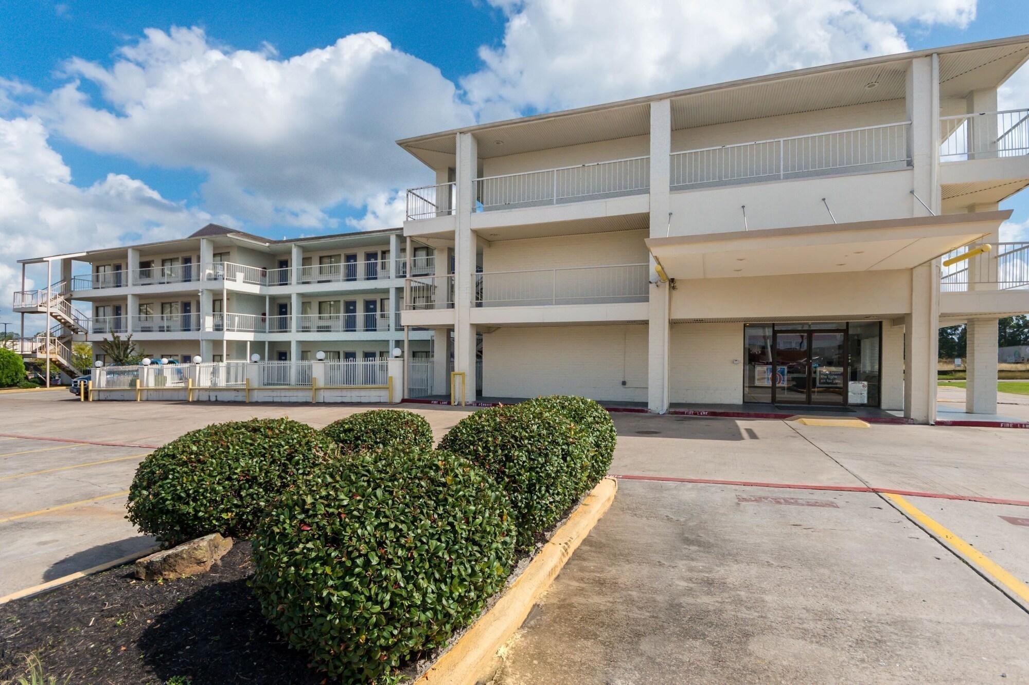 OYO Hotel Houston/Humble - IAH Airport / HWY 59