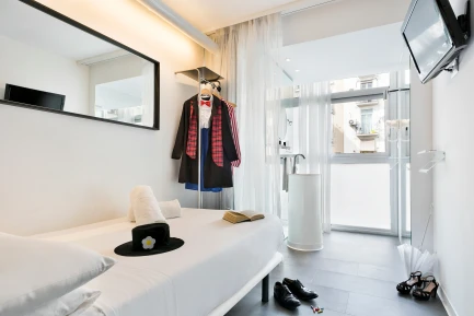 Casa Lit Barcelona by Ona