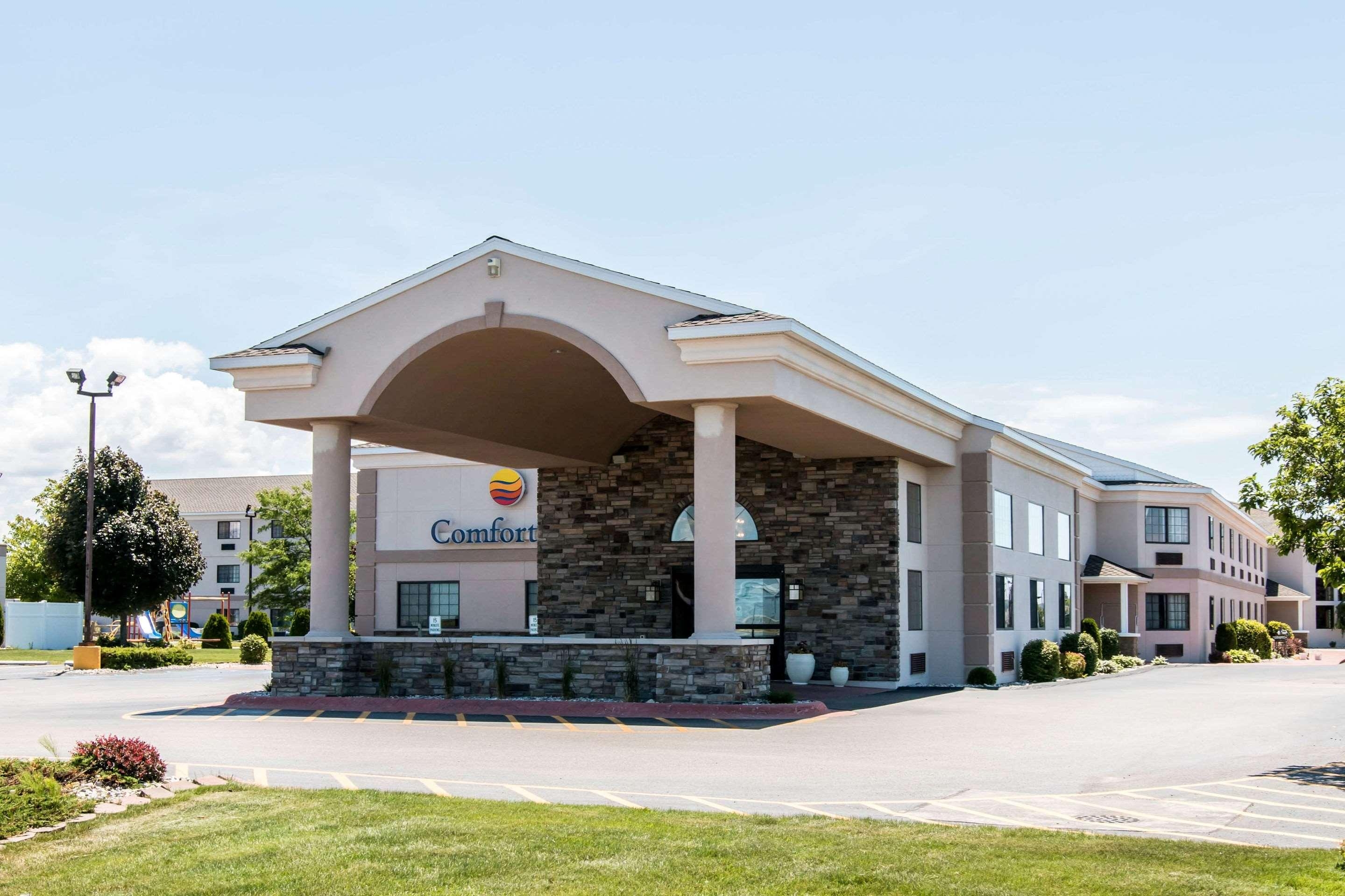 Comfort Inn Ludington Near US-10