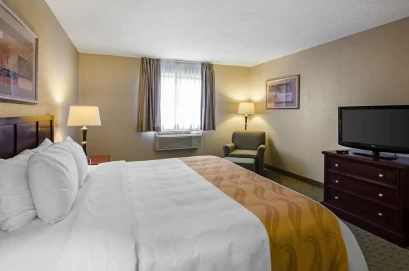 Quality Inn Summersville