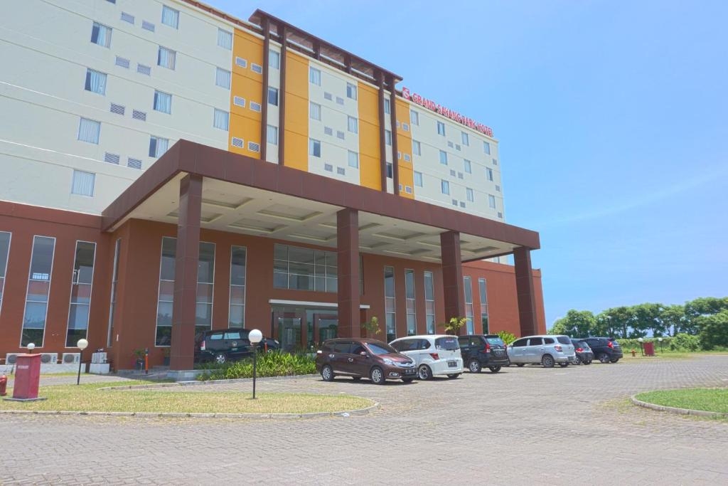 3269 Hotel Grand Sayang Park Makassar