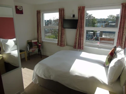 Carrington Guest House Bed And Breakfast