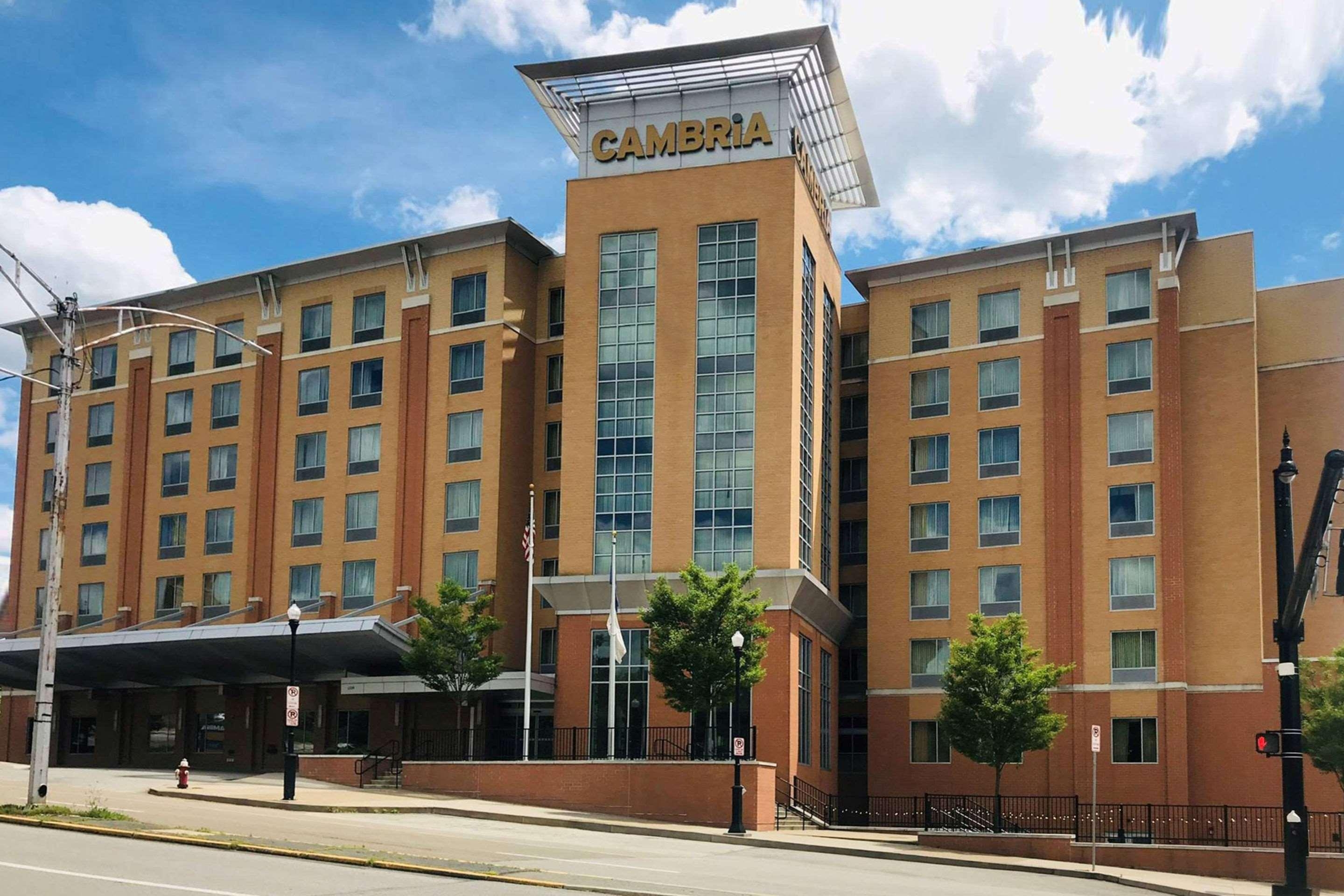 Cambria hotel Pittsburgh downtown