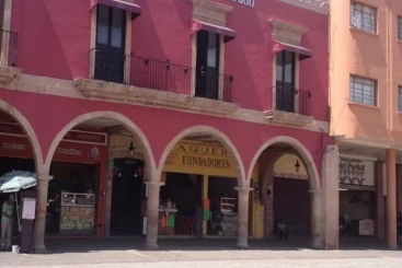 Hostal El Armario - Hostel