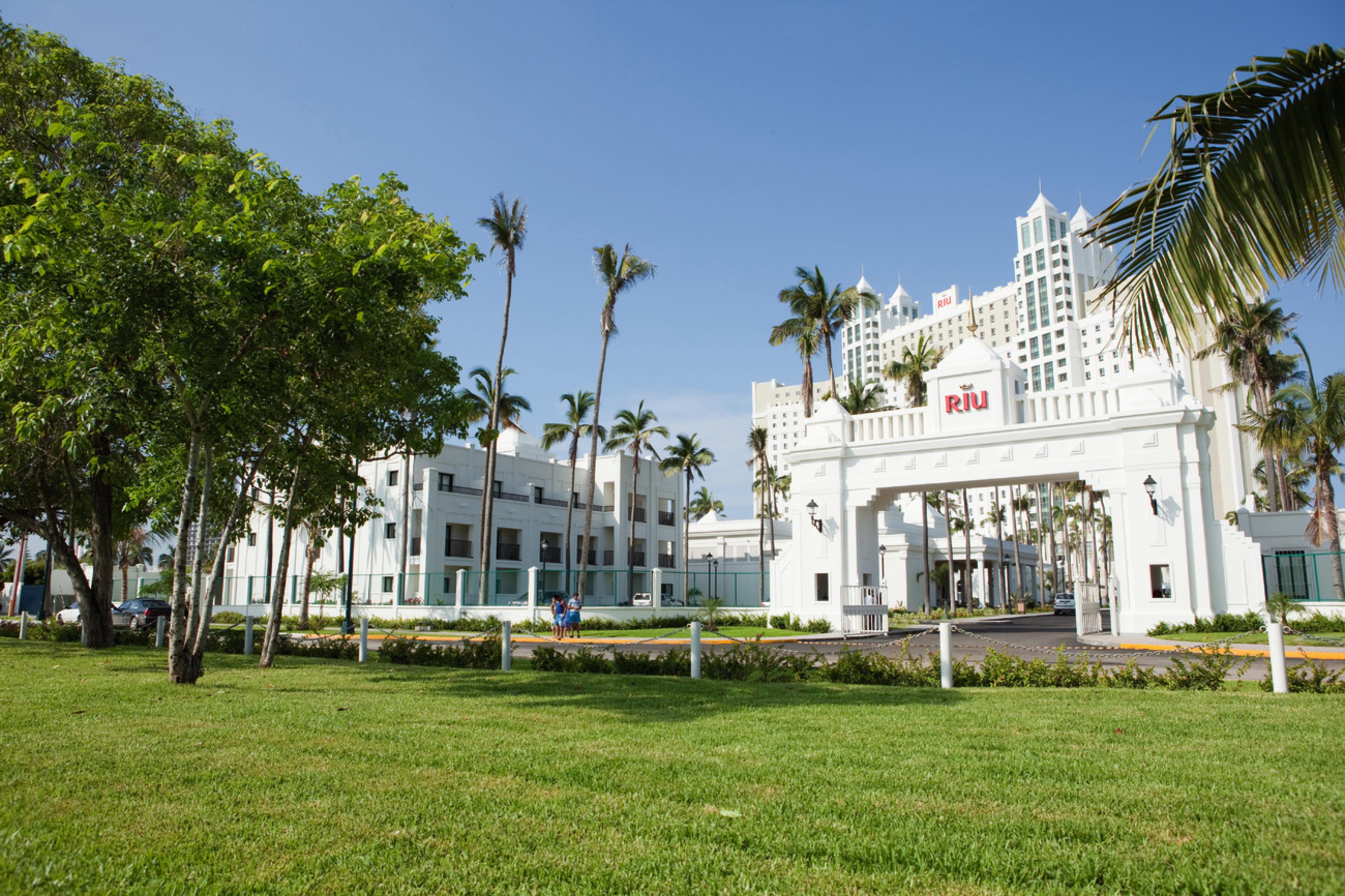 Riu Emerald Bay - All Inclusive