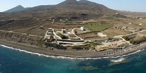 Columbo Beach Santorini main
