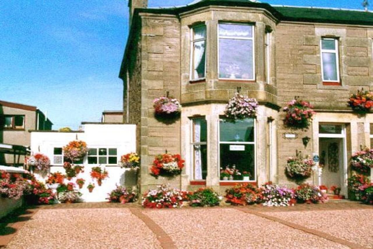 Ackinnoull Guest House B and B