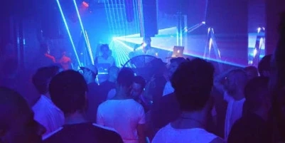 CLOSED-qLAB
