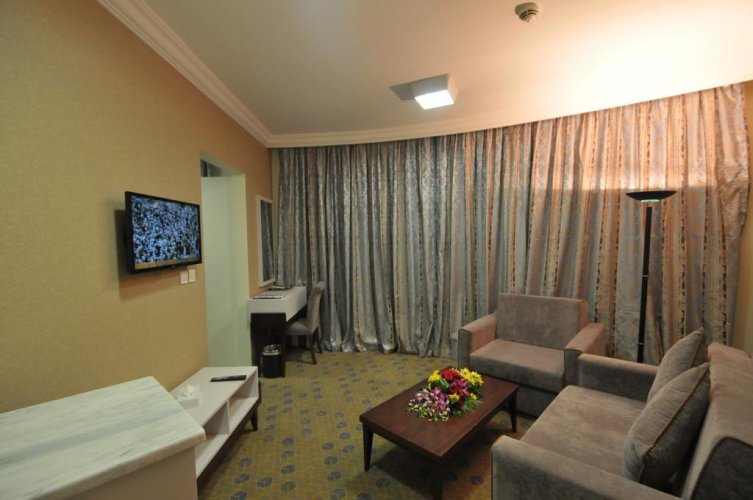 Azka Al Safa Hotel