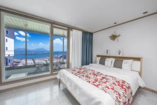 Yeosu Haedenview Pension
