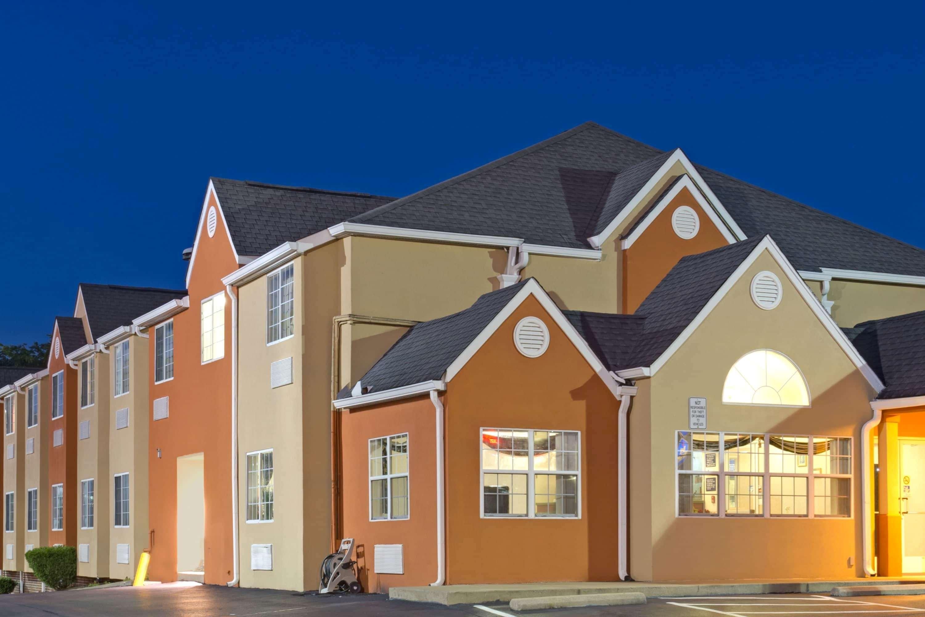 Microtel Inn & Suites By Wyndham Murfreesboro