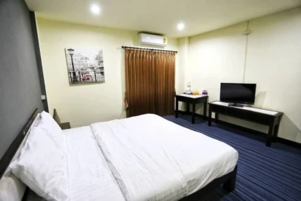Mom Apartment