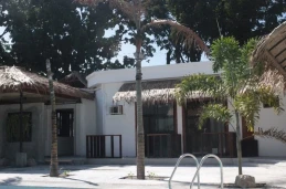 Poleng Villa Hotel