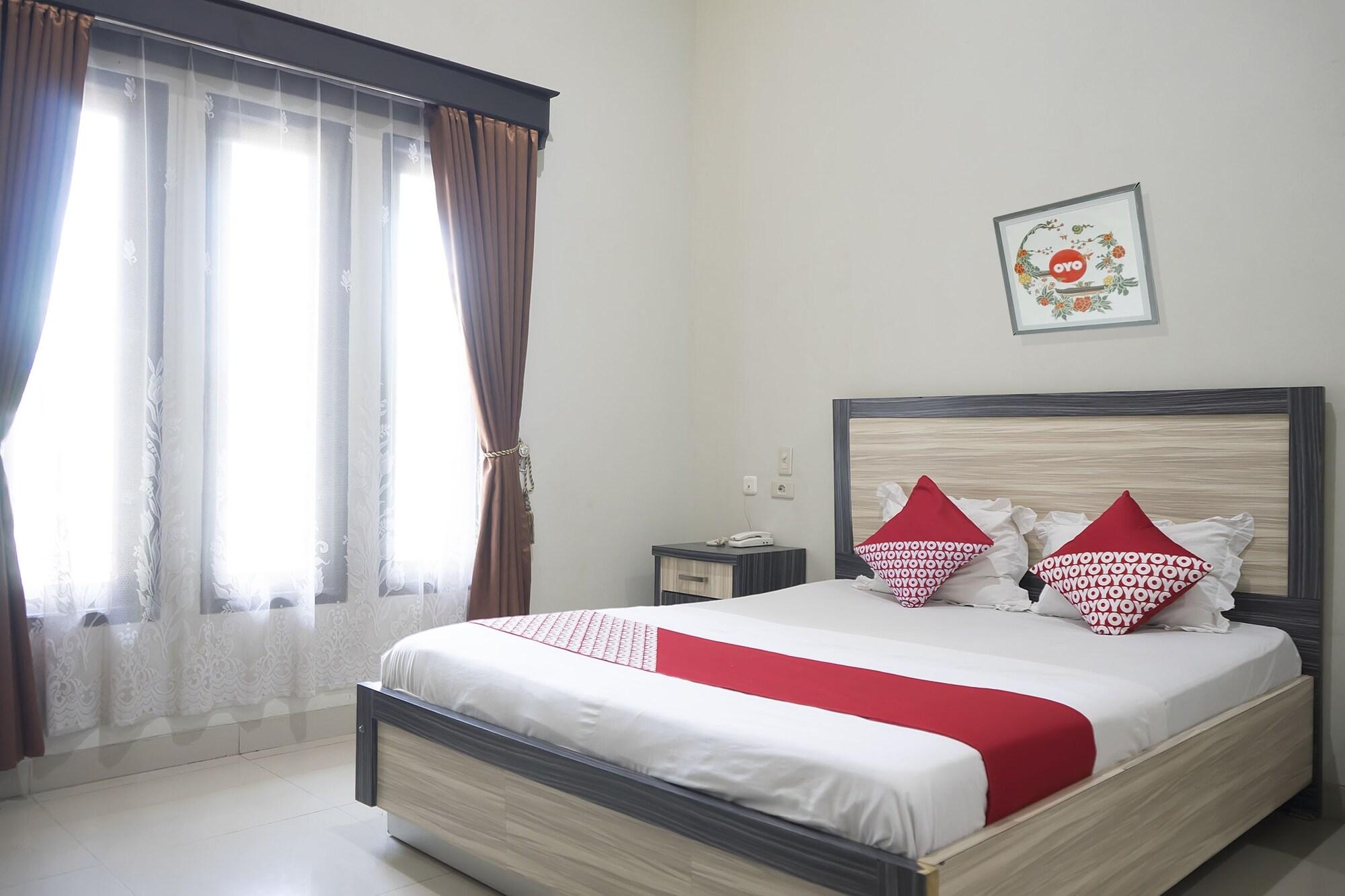 Oyo 1283 Guest House Loemajan