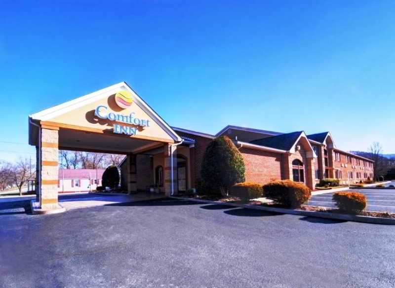 Comfort Inn Atkins-Marion I-8