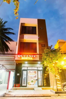 Queenie Hostel