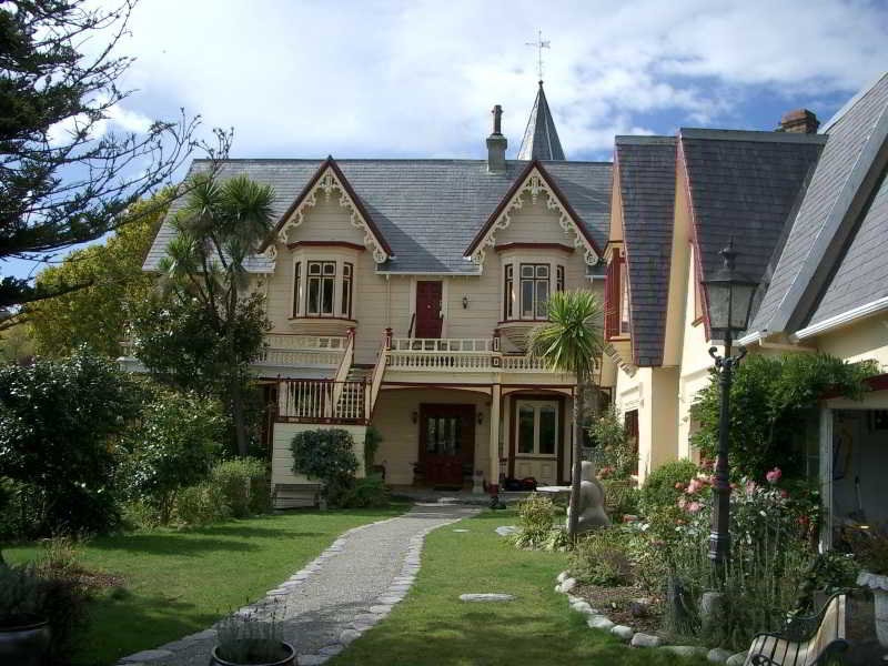 Warwick House