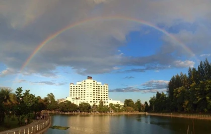 Ploy Palace Hotel