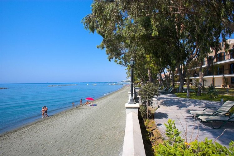 Aquarius Beach Hotel