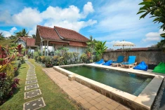 Ubud Glassy Villa
