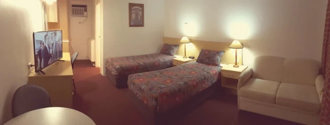Cooma Motor Lodge Motel
