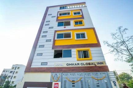 OYO 28119 Omkar Global Inn