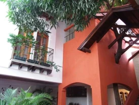 Casa del Arbol Galerias