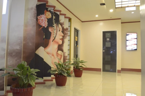Hotel Sogo Lrt Monumento Station