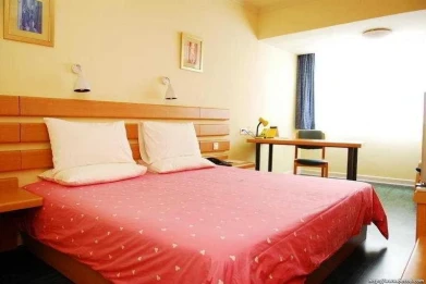 Home Inn Wenyi Road