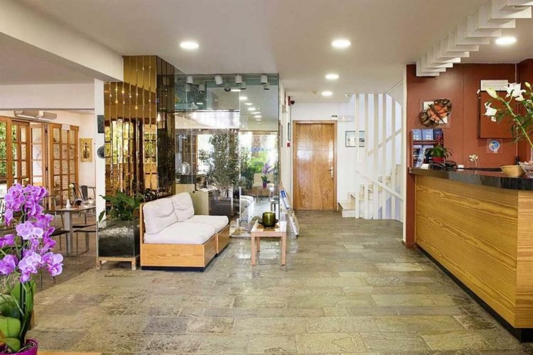 Stefanakis Hotel & Apartments