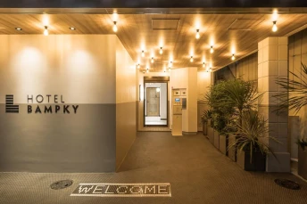 Hotel Bampky