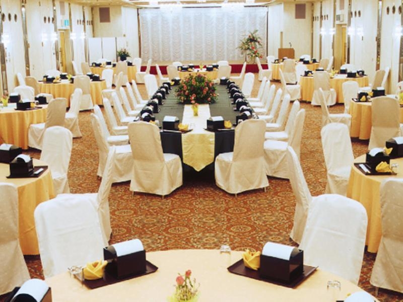 Central Hotel