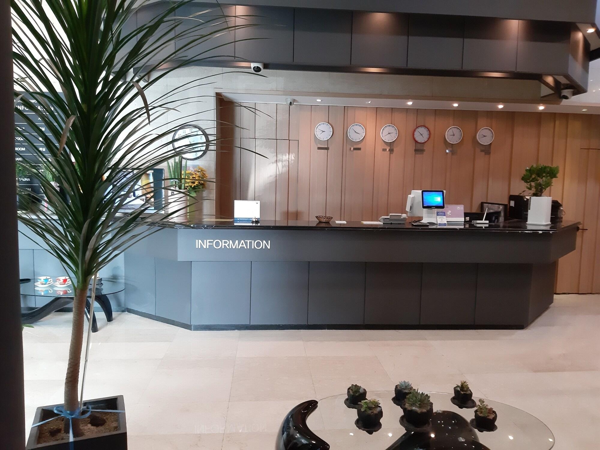 Seowon Tourist Hotel