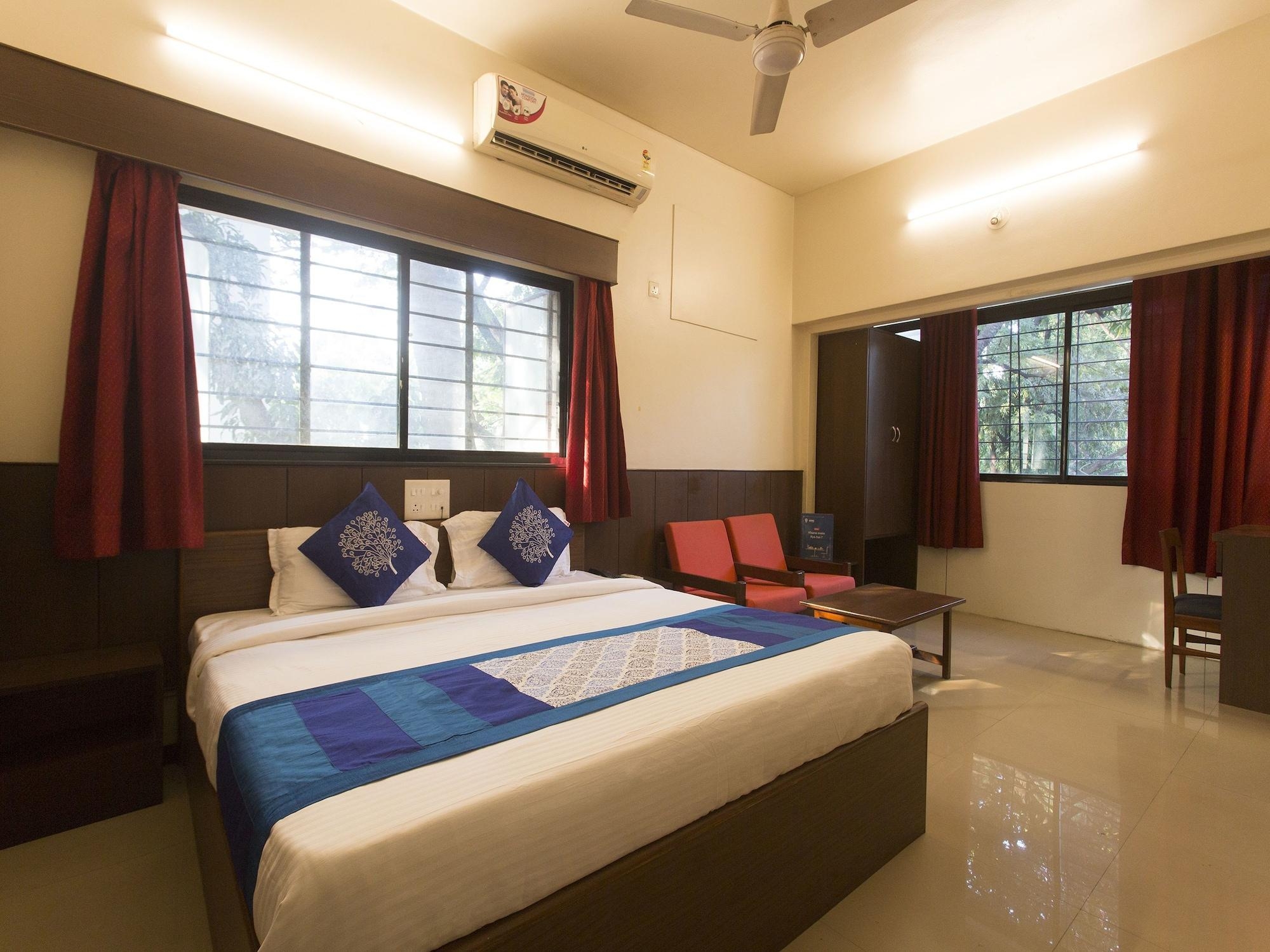 OYO 9831 Hotel Pathik