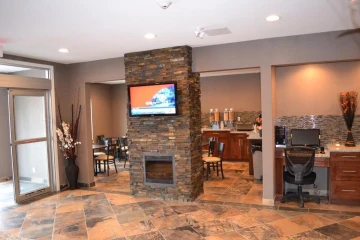 Carlyle Western Star Inn & Suites