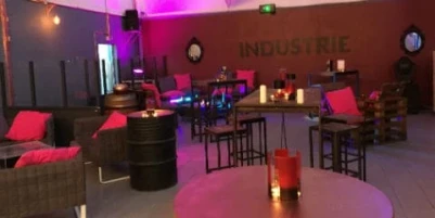CLOSED-Industrie Bar