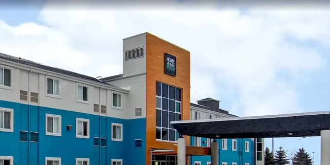 Home Inn Express Medicine Hat