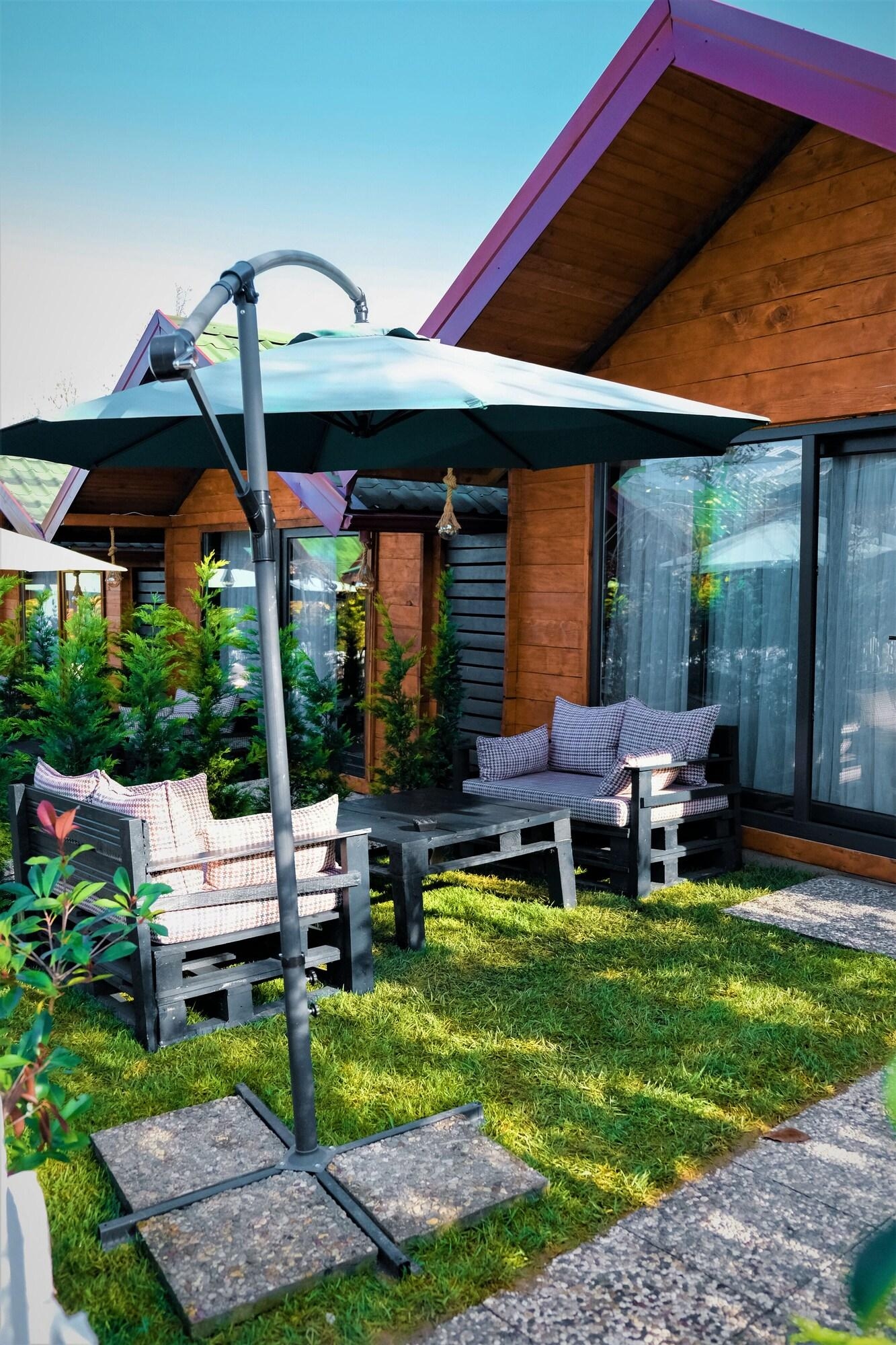 Adesa Bungalow Hotel