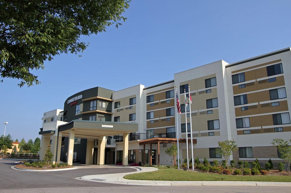 Courtyard By Marriott Raleigh North/Triangle Town