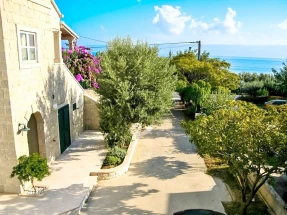 Apartments Iskra Duce