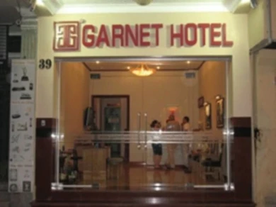 Hanoi Garnet