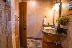 Cougar Ridge Resort, LLC