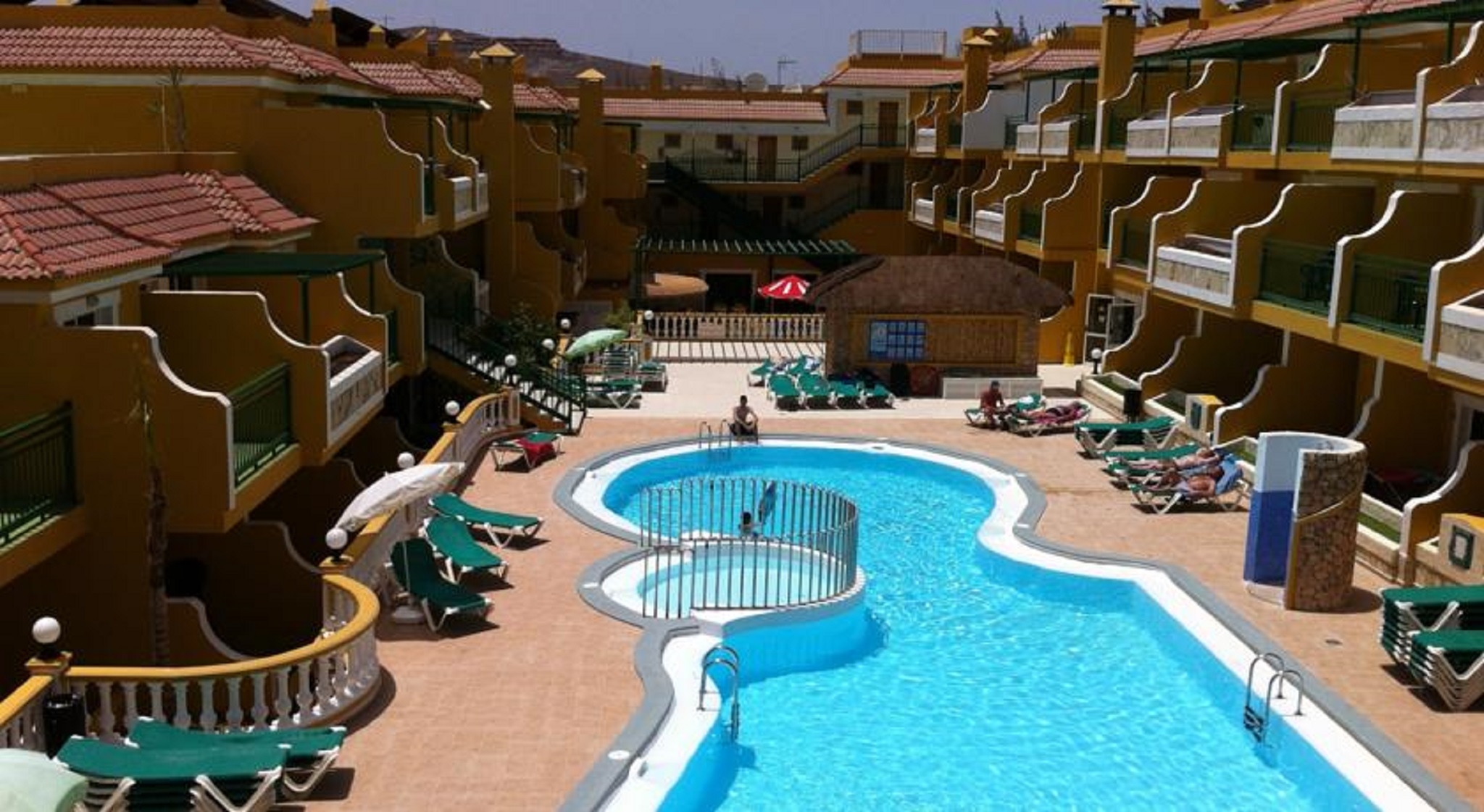 Caleta Garden