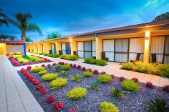 Comfort Inn Deakin Palms